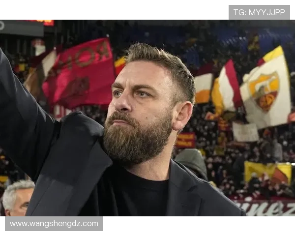 德罗西正式成为热那亚新任主帅接替维埃拉开启执教生涯